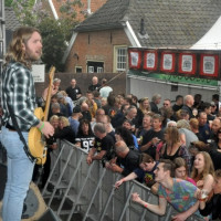 hummelo beeld onthulling  small 